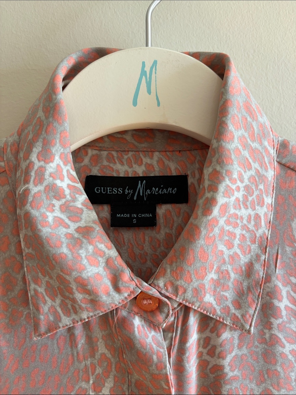 Guess by Marciano size S peach and grey blouse - Picture 4 of 14